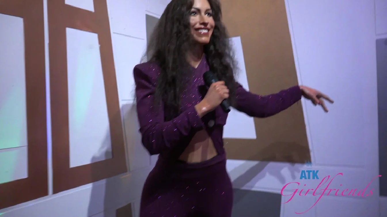 ATKGirlfriends Liiy Winters Wax Museum 1 XXX